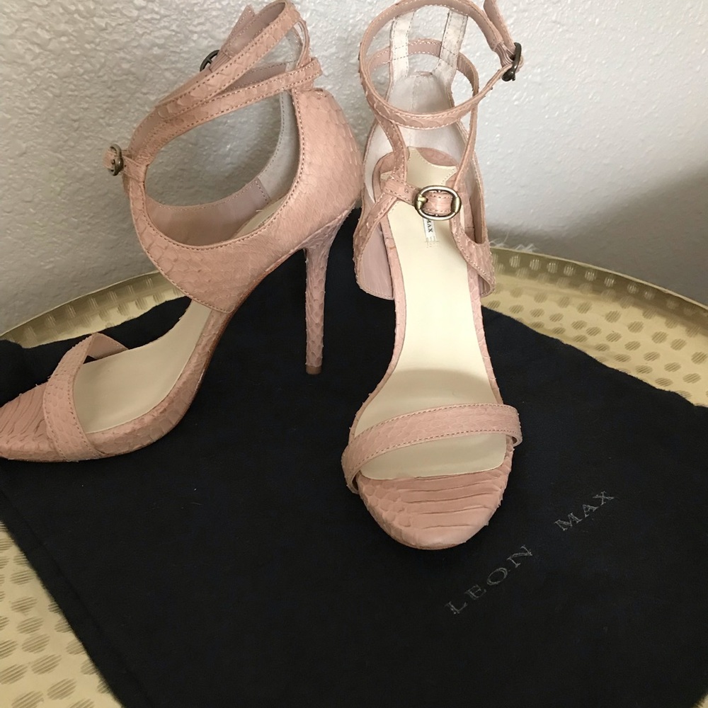 Leon Max Nude Snakeskin Heel